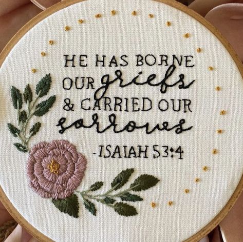 Bible Embroidery, Friendship Embroidery, Christian Embroidery, Embroidery Hoop Art Diy, Bible Crafts For Kids, Art Patterns, Bible Crafts, Embroidery Hoop Art, Needle Art