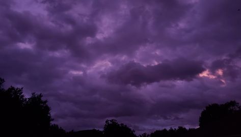 Purple Discord Banner, Purple Aesthetics, Sunset Purple, Gorgeous Images, Aesthetic Moon, Purple Vibe, Aesthetic Pretty, Purple Sunset, Welcome To Night Vale