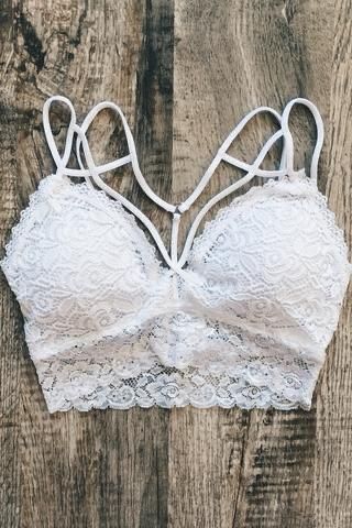 White Lace Crop Top, Fashion Tips For Girls, Lingerie Inspiration, Cute Lazy Outfits, Lingerie Outfits, Crop Top Outfits, Scalloped Lace, Lingerie Collection, Fashion Sewing