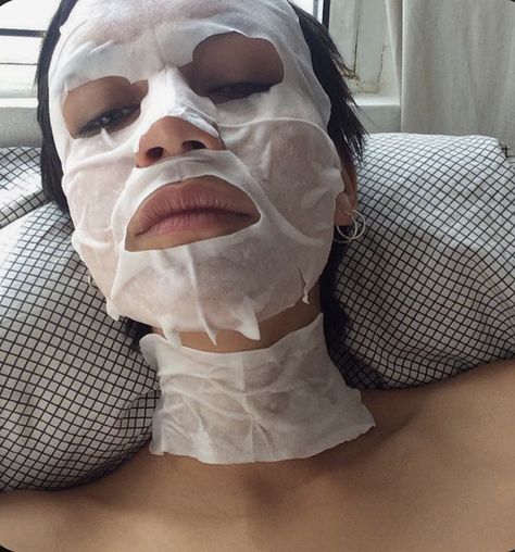 Haut Routine, Skin Care Masks, Vogue Beauty, Pretty Skin, Best Face Mask, Healthy Girl, Healthy Beauty, Wrinkle Remover, Mode Inspiration