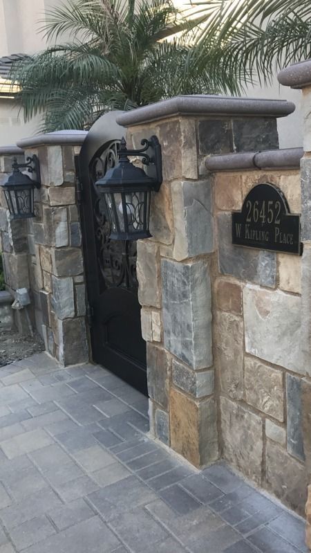 Stone Wall Outdoor Houses, Stone Veneer Exterior, House Front Wall Design, Entry Gate, Natural Stone Veneer, Front Gate, The Quarry, Brick Exterior House, Entry Gates