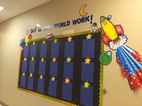 Out of this world work! Spaced theme "our work" bulletin board Space Themed Classrooms, Planet Bulletin Board Ideas, Space Theme Hallway School, Bulletin Board Space Theme, Our Work Bulletin Board, Hallway Work Display, Space Theme Bulletin Boards, Space Classroom Theme Decor, Classroom Space Theme Decor