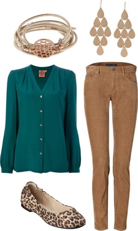 hmmm...how about hunter green top khaki skirt and leopard heels...i'll have to try tonight #blouse #green #blouse Green Top Outfit, Teal Outfits, Teal Shirt, Teal Sweater, Khaki Skirt, Stylish Work Outfits, Wear Green, Teacher Outfits, Green Pants