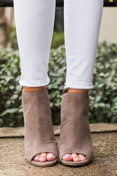 "Peep Toe Suede Heeled Booties - Taupe " Peep Toe Booties Outfit, Ladies Shoe, Booties Outfit, Peep Toe Booties, Good Shoes, Mint Julep Boutique, Mint Julep, Trendy Tops, Suede Heels