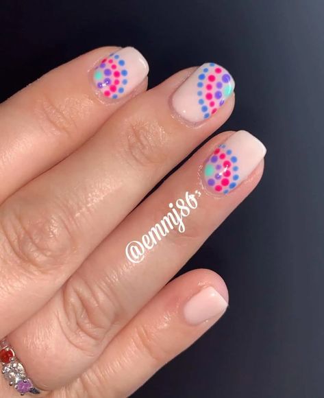 White Nails With Dots, Nail Art With Dotting Tool, Dotty Nails, Nails Polka Dots, Paisley Nails, Polka Dot Nail Art Designs, Nail Art Orange, Fingernail Ideas, Nail Spot