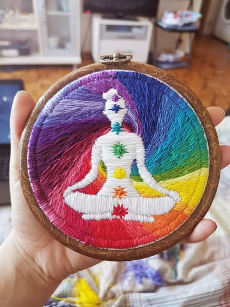 Chakras Embroidery, Sacred Embroidery, Chakra Embroidery, Yoga Embroidery, Embroidery Theme, Embroidery Hoop Art Diy, The 7 Chakras, Basic Hand Embroidery Stitches, Embroidery Hoop Crafts