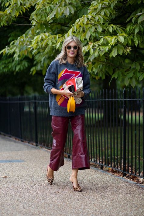 Lfw Street Style, Manrepeller Style, London Fashion Street Style, Spring Fashion Week, Colorful Street Style, Lederhosen Outfit, Red Leather Pants, Stylish Street Style, London Fashion Week Street Style