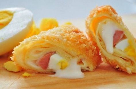 Intip Resep Risol Mayo Crispy Cocok Untuk Cemilan Anda- Ada banyak jenis risoles. Anda bisa memasak makanan ini sesuai dengan selera Anda. Jika anda penggemar sayur mayur, anda bisa membuat risoles sayur, resepnya bisa anda lihat disini. Namun jika Anda tidak senang dengan camilan yang kaya akan sayuran. Cobalah untuk membuat risol mayo yang bisa… Selengkapnya »Intip Resep Risol Mayo Crispy Cocok Untuk Cemilan Anda The post Intip Resep Risol Mayo Crispy Cocok Untuk Cemilan And... Marinated Chicken Recipes, Indonesian Desserts, Cute Baking, Indonesian Food, Food Source, Makassar, Chicken And Vegetables, Frozen Food, Traditional Food