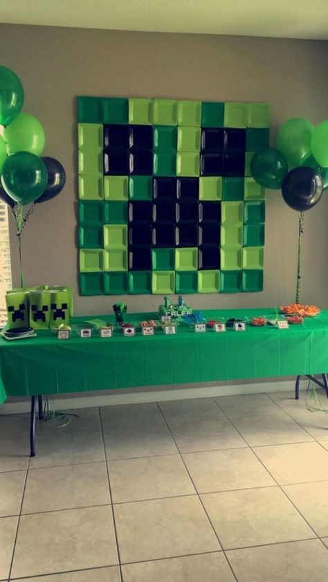 Square paper plate backdrop at a Minecraft birthday party! See more party planning ideas at CatchMyParty.com! Minecraft Theme, Minecraft Birthday Party, Video Game Party, Birthday Party Crafts, Minecraft Birthday, Minecraft Party, 6th Birthday Parties, Square Paper, Boy Birthday Party