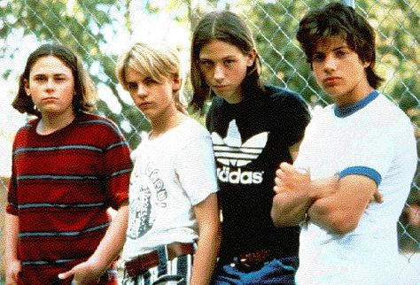 Mitch Kramer and Friends - Dazed and Confused Mitch Kramer, Wiley Wiggins, Dazed And Confused Movie, Male Movie Stars, Behind Blue Eyes, Dazed And Confused, 90s Kids, Motion Picture, Movie Quotes