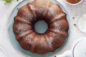 Planning way in advance? This cinnamon-filled cake can be frozen for up to 1 month ahead. Get the recipe for Brown Sugar Pecan Coffee Cake. Yogurt Bundt Cake, Carrot Cake Breakfast Cookies, Scorpio Cake, Gingerbread Bundt Cake, Pecan Coffee Cake, Breakfast Cookie Recipe, Sugared Pecans, Pecan Cake, Spice Cake