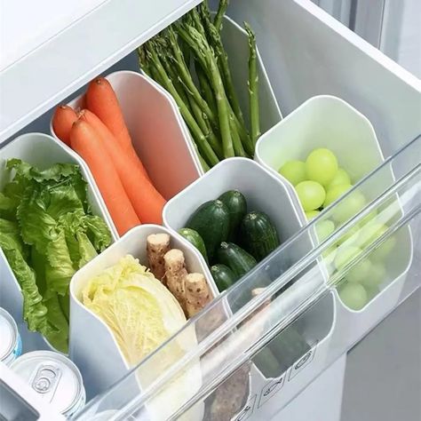 Organiser Cucina, Clear Plastic Storage Containers, Organizer Bins, Fridge Organisers, Kitchen Fridges, Freezer Storage, Fridge Storage, Refrigerator Organization, Refrigerator Storage