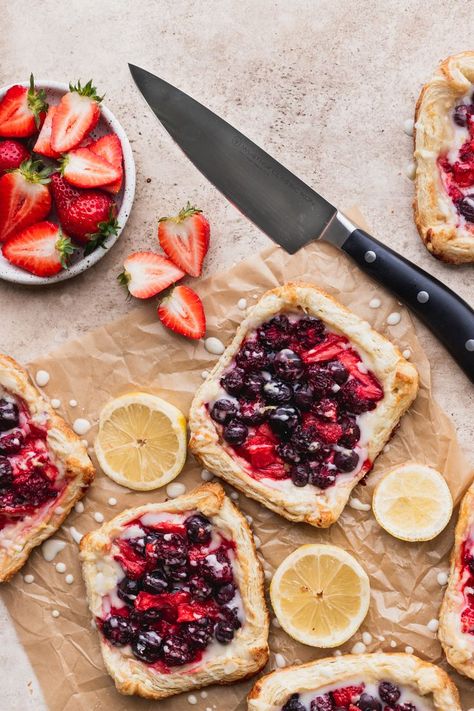 Puffed pastry, fresh berries and cream cheese filling are what make these Mixed Berry Danishes extra sweet. Easy Pastries, Berry Danish, Puff Pastry Cream, Puffed Pastry, Cream Cheese Puff Pastry, Puff Pastry Cream Puffs, Berries And Cream, Puff Pastry Desserts, Cream Cheese Danish