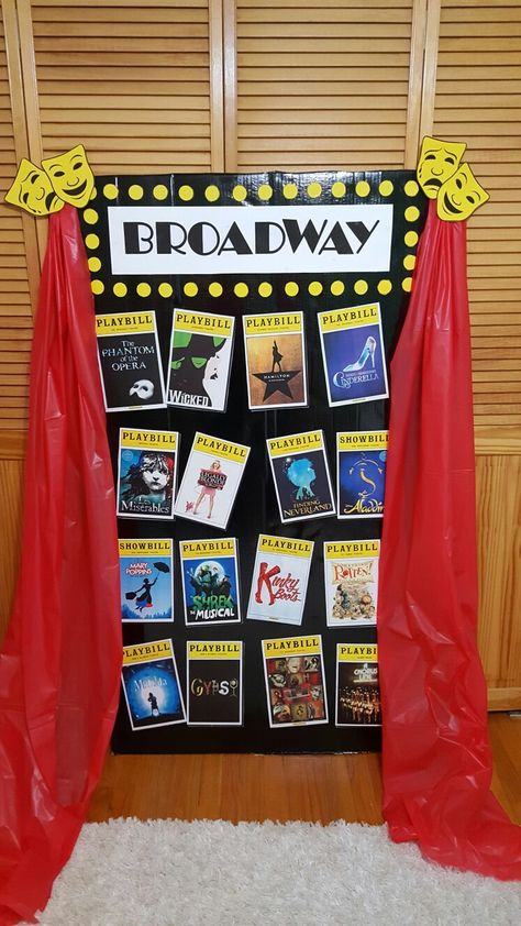 BROADWAY shows...printed color copies of playbills and glued to large black cardboard. Broadway Trunk Or Treat, Theatre Decor Ideas, Broadway Table Decorations, Musical Theater Themed Party, Broadway Musical Themed Party Food, New York Homecoming Theme, Broadway Decorations Themed Parties, Broadway Themed Birthday Party, Broadway Party Decorations