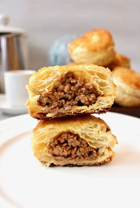 Cuban Meat Pies, Cuban Empanada Dough Recipe, Gf Puff Pastry, Cuban Pastelitos, Beef Pastry, Pastelitos Recipe, Cuban Guava Pastries, Beef Empanadas Recipe Argentina, Cuban Beef