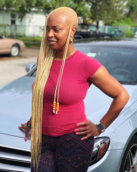 Cool Design Nails, Medium Size Braids, Pink And Black Hair, Lemonade Braids Hairstyles, Lemonade Braids, Medium Box Braids, Short Box Braids Hairstyles, Hair Romance, Long Hair Extensions