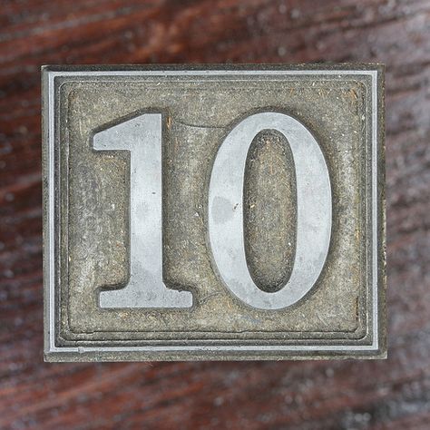 10 Aesthetic Number, Number 10 Aesthetic, Galactik Football, Bucket List Life, Calendar Numbers, Handwritten Typography, Number 10, Anniversary Dates, Shorts White