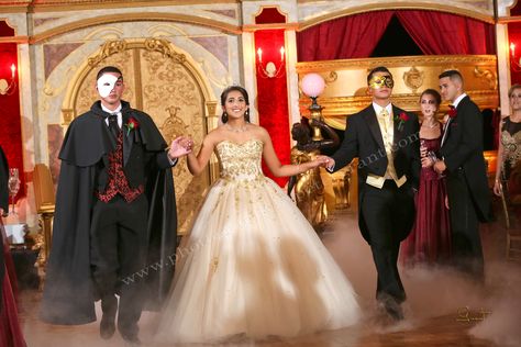 Masquerade 15 Theme, Phantom Of The Opera Birthday Party, Phantom Of The Opera Theme Party, Phantom Of The Opera Quinceanera, Mascarade Quince, Mascarade Quinceanera Ideas, Masquerade Quinceanera Theme, Victorian Quinceanera Theme, Masquerade Sweet 16 Ideas