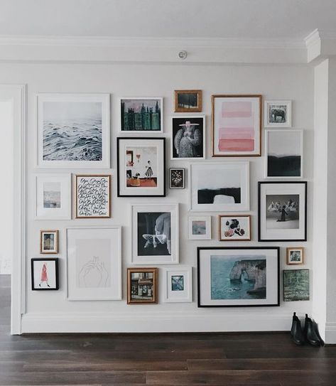 // g a l l e r y w a l l Hallway Pictures, Photowall Ideas, Perfect Gallery Wall, Gallery Wall Inspiration, Gallery Wall Living Room, Lounge Ideas, Framed Pictures, Creative Walls, Flat Ideas