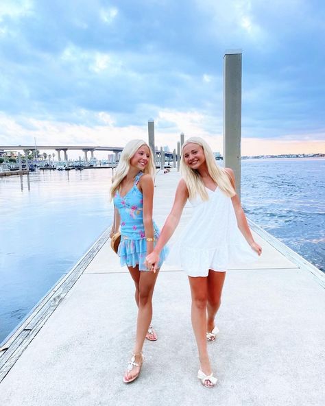 macybrookewynne | VSCO Preppy Twins, Preppy People, Insta Poses, Preppy Fashion, Beach Fits, Girly Aesthetic, Malibu Barbie, Aesthetic Tiktok, Ootd Summer