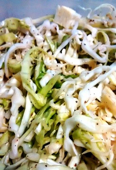 Copycat Zoes Kitchen Dressing, Zoe Kitchen Recipes Copycat, Marinated Coleslaw Recipe, Zoes Slaw Recipe, Zoes Kitchen Recipes Copycat, Marinated Coleslaw, Marinated Slaw, Greek Coleslaw, Zoe Bakes