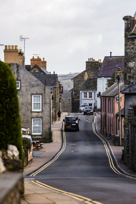 Tenby Wales Aesthetic, South Wales Uk, Wales Road Trip, Wales Itinerary, Wales Aesthetic, Wales Landscape, Wales Photography, Travel Places To Visit, Swansea Wales