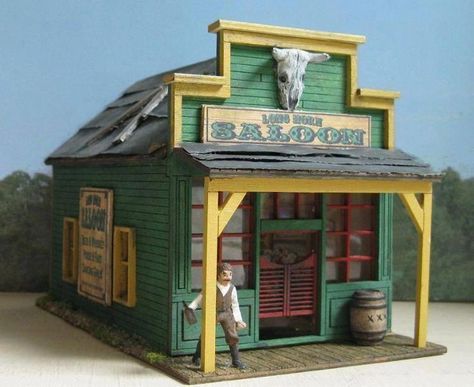 Dioramas Ideas, Western Buildings, Western Village, Old West Saloon, Old Western Towns, Old West Town, Ho Scale Buildings, Building Facades, Old Western