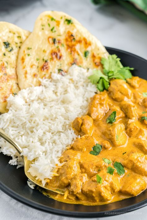 This easy stovetop butter chicken recipe is perfect for a flavorful and satisfying 30 minute weeknight dinner. Marinated chicken pieces are cooked in a creamy tomato-based sauce that is seasoned with aromatic spices and a touch of butter or ghee. This recipe comes together quickly on the stovetop and is perfect served with rice or naan bread. Impress your family and friends with this delicious, Indian-inspired dish that's sure to become a new favorite. Gluten-free and dairy-free variations ... Butter Chicken With Naan Bread, Butter Chicken With Garlic Naan, Butter Chicken Without Yogurt, Light Butter Chicken Recipe, Butter Chicken Appetizer, Fun Easy Healthy Meals, Naan Bread And Chicken, Indian Butter Chicken And Naan, What To Eat With Naan Bread Dinners