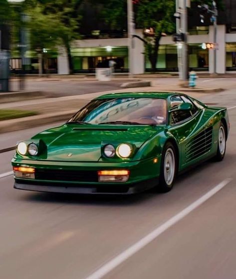 Green Ferrari, Ferrari Mondial, Car Vibes, Iconic Models, Car Game, Ferrari Testarossa, New Sports Cars, Pimped Out Cars, Red Heads