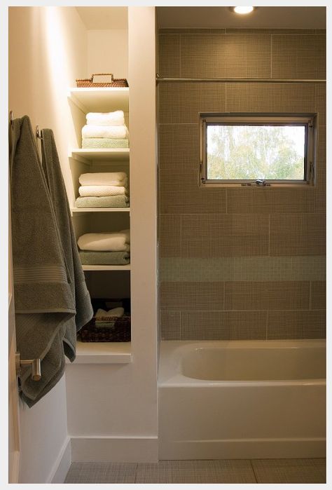 I like the discreet but handy towel shelving. Diy Bathroom Inspiration, Bathroom Towel Storage Ideas, Makeover Kamar Mandi, Diy Bathroom Design, Bathroom Towel Storage, Towel Shelf, Bathroom Diy, Small Bathroom Storage, Basement Bathroom