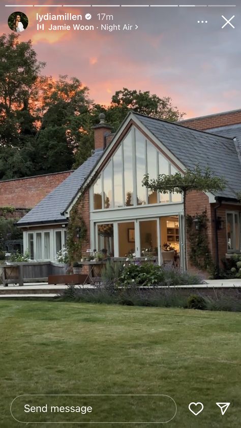 New Build Farmhouse Uk, Countryside Modern House, Country Home Outside, Countryside House Farmhouse, Country Side House Interior, Country Homes Exterior, New Build Cottage, Country House Exteriors, Cotswolds Interior