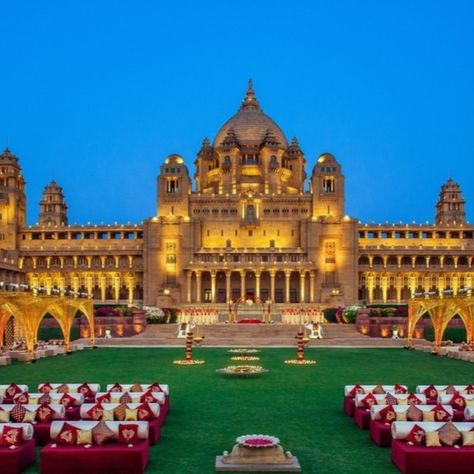 Turn your wedding into a a royal fairy tale in umad bhawan palace Jodhpur.... Umaid Bhawan Palace Wedding, Luxurious Palace, Umaid Bhawan Palace, Royal Indian Wedding, Jodha Akbar, Royal Indian, Palace Wedding, Wedding Indian, Wedding Function