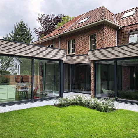 Deze aanbouw is volledig uitgerust met Reynaers aluminium Masterline 8 en CP130. Oppervlaktestructuur: Coatex Kleur: RAL7016 Outdoor Decor, Home Decor, Home Décor