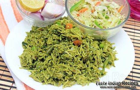 Hyderabadi Biryani is the special delicacy of Hyderabad. This unique Biryani contains lots of flavors of Fresh Herbs, Spices, Green Veggies and Dry Fruits. Veg Hyderabadi Biryani Recipe, Hyderabad Biryani, Hyderabadi Food, Hyderabadi Biryani Recipe, Hyderabadi Biryani, Biryani Rice, Veg Biryani, Indian Rice Recipes, Pakistani Recipes