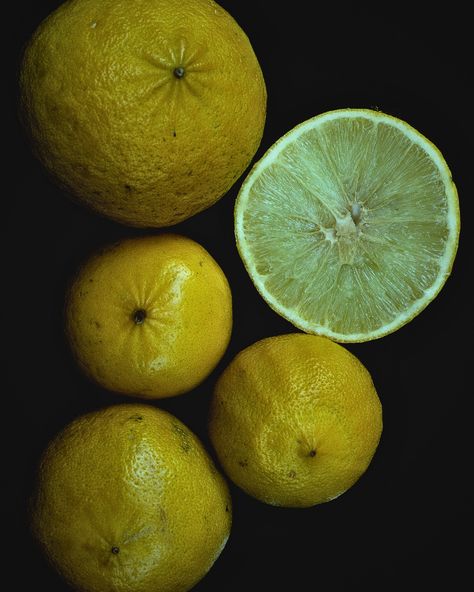 𝐂𝐈𝐓𝐑𝐔𝐒 𝐁𝐄𝐑𝐆𝐀𝐌𝐈𝐀 🍋 Named the prince of hesperides, the radiant bergamot is a small, oblong relative of the orange that comes in hues of yellow, orange, and parakeet green. At times smooth-rinded, others curiously pockmarked, both the history and pedigree of this remarkable fruit remain murky—but what appears an undisputable agreement is that the finest bergamot oil has hailed from the southern region of Calabria, in Italy, since the late 17th century, where its specific microclimate has proven... Bergamot Oil, Southern Region, Natural Perfume, Calabria, 17th Century, Yellow Orange, The History, Prince, Italy