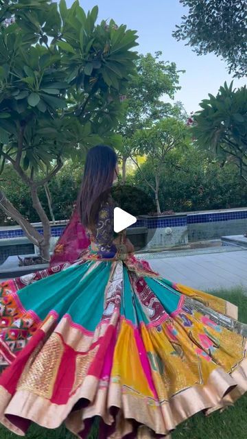 Vintage Chaniya Choli, Chania Choli, Navratri Special, Chaniya Choli, October 4, Viral Videos, Vintage Outfits, Vintage Fashion, Quotes