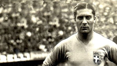 Giuseppe Meazza: Milan's greatest footballer - The New European Stanley Matthews, Roberto Baggio, Alessandro Del Piero, Giuseppe Meazza, All Star Team, Football Hall Of Fame, National Football Teams, Professional Football, Inter Milan