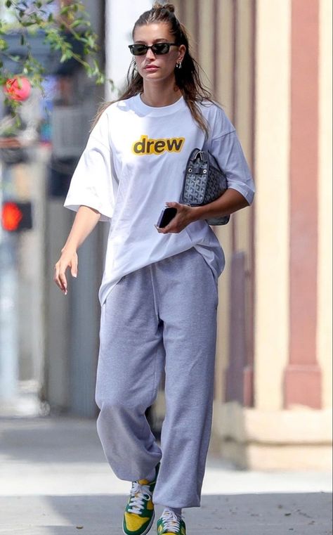 Hailey Baldwin Outfits, Hailey Bieber Street Style, Hailey Baldwin Street Style, Hailey Rhode Baldwin, Hailey Bieber Outfits, Look Boho Chic, Hailey Bieber Style, Hailey Baldwin Style, Streetwear Fashion Women