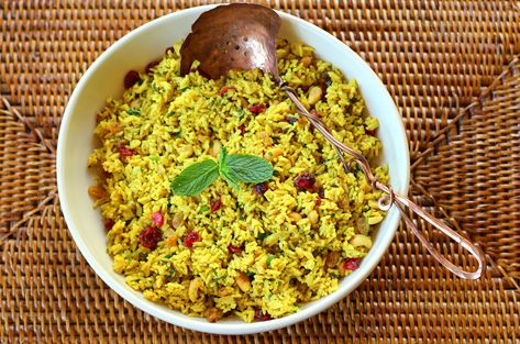 Salad For Bbq, Dinner Deserts, Rice Salad Dressing, Rice Salad Cold, Curried Rice Salad, Curried Rice, Salad Recipes Healthy Dinner, Healthy Dinner Salads, Rice Salad Recipes