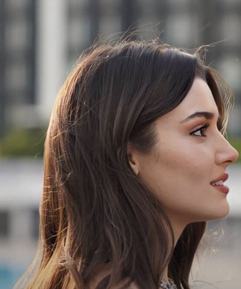 Straight Nose Front View, Straight Nose Side Profile, Side Profile Of Woman, Women With Large Noses, Straight Teeth Without Braces, Prominent Nose, Nose Job Inspo, Upturned Nose, Clean Skin Face