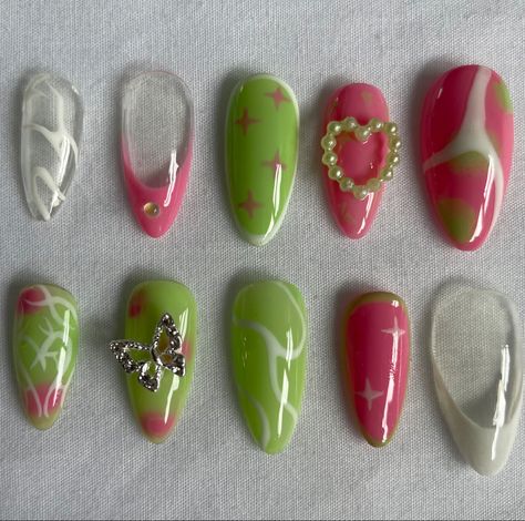 Nail Charm Nails, Grunge Nails Acrylic 90s, Funky Nail Ideas, Paper Nails Design, Minecraft Nails, Y2k 3d, Gel Nail Set, Nails Y2k, Grunge Nails