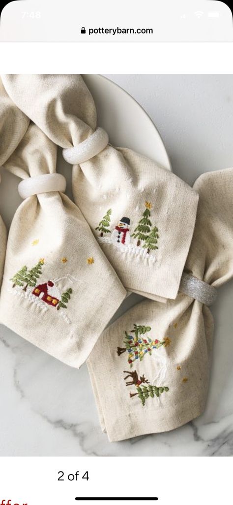 Christmas Embroidered Napkins, Embroidered Christmas Napkins, Embroidered Christmas Gifts, Christmas Dinner Decor, Christmas Cosy, Pottery Barn Christmas Decor, Christmas In The Country, Napkin Christmas, Christmas Linens