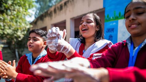 Hygiene in Schools - Importance of Personal Hygiene and Health Education in School. Discover the significance of school hygiene and sanitation for a healthier learning environment. School Hygiene, Student Cleaning, Water Sanitation, Importance Of Water, Proper Hygiene, Infection Prevention, Water And Sanitation, Effective Teaching, Human Right