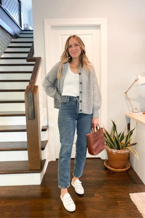 Go-To Outfit Combos for Fall 2022. Michelle Tomczak Blog. Simple Aesthetic Fashion, Fall Outfits Mid 20s, Fall White Sneakers Outfit, Simple Outfits Midsize, Early Fall Jeans Outfits, Fall Mid Size Outfits 2023, Midsize Millenial Fashion, Fall Outfits White Sneakers, White Sneaker Outfits Women Fall