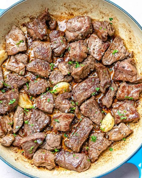 Crushed Garlic Butter Steak Bites Garlic Butter Steak Bites, Butter Steak Bites, Flavorful Dinner, Butter Steak, Garlic Butter Steak, Steak Butter, Clean Food Crush, Food Crush, Steak Bites