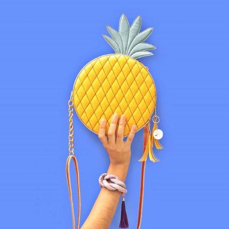 Pineapple Fashion, Tropical Bag, Mini Bucket Bags, Sling Bags, Handmade Gold, Gold Zipper, Etsy Fashion, Zipper Bags, Gold Details