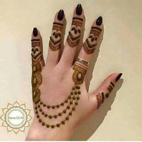 New Henna Designs, Henne Tattoo, Finger Henna Designs, Tato Henna, Henna Art Designs, Tattoo Henna, Mehndi Design Pictures, Modern Mehndi Designs, Henna Tattoo Designs Simple