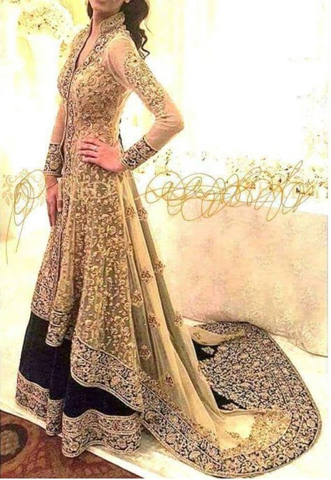 Oh god want to marry to see this beautiful Pakistani long tail handmade embroiderd gown which take 15 to 30 days to completed by skilled worker.i never seen this type of work any where else in the world. just fabulous Tail Gown, Indian Wedding Dress Modern, Pakistan Bridal, Modern Indian Wedding, Red Wedding Dresses, Red Lehenga, Pakistani Bridal Dresses, Pakistani Wedding Dresses, Pakistani Bridal Wear