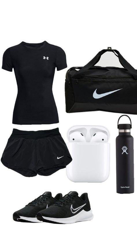 #volleyball #outfit #sports Outfit For Volleyball, Volleyball Practice Outfits, Sports Bag Essentials, Volleyball Fits, Gym Baddie, Volleyball Pics, Volleyball Outfit, Sports Fit, Basketball Clothes