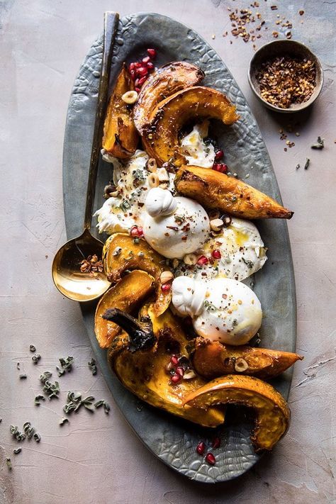 Honey Butter Roasted Acorn with Burrata and Pomegranate | halfbakedharvest.com @hbharvest #weihnachtsessen #beilage Winter Appetizers, Winter Squash Recipes, Acorn Squash Recipes, Acorn Squash, Half Baked Harvest, Honey Butter, Squash Recipes, Thanksgiving Recipes, Fall Recipes